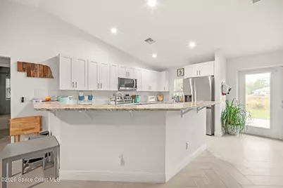 8615 102nd Court, Vero Beach, FL 32967 - Photo 11