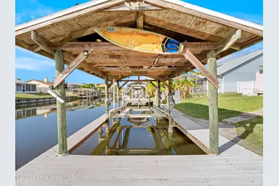 1525 W Riviera Drive, Merritt Island, FL 32952 - Photo 1