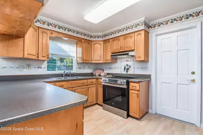 4245 Hillview Circle, Merritt Island, FL 32952 - Photo 9