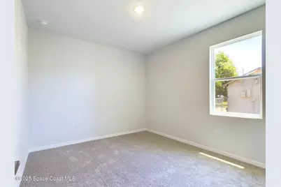 1085 SW Harlingen Road SW, Palm Bay, FL 32908 - Photo 15