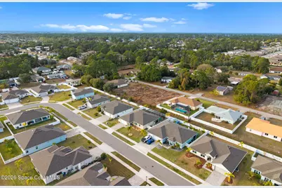 984 Captiva Island Circle SW, Palm Bay, FL 32908 - Photo 51