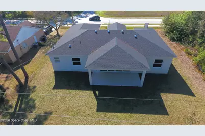 1043 Walden Boulevard SE, Palm Bay, FL 32909 - Photo 5