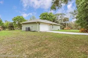 3995 Corey Rd, Grant-Valkaria, FL 32950 - Photo 33