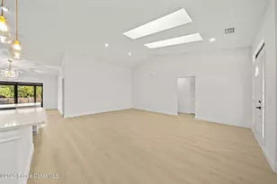 1756 Clover Circle W, Melbourne, FL 32935 - Photo 5