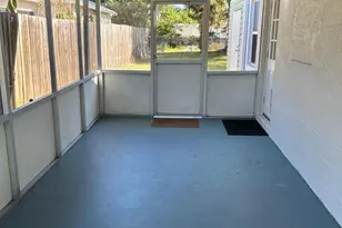 1915 S Park Ave S, Melbourne, FL 32901 - Photo 13