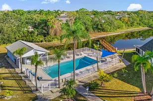 2315 Early Dawn Cir, Melbourne, FL 32935 - Photo 35