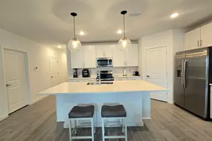 2384 Queens St SE, Palm Bay, FL 32909 - Photo 5