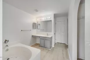 2041 Brookshire Cir, Melbourne, FL 32904 - Photo 37