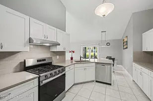 1320 Ambra Dr, Melbourne, FL 32940 - Photo 5