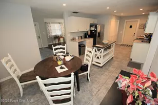 8205 93rd Ave, Vero Beach, FL 32967 - Photo 11