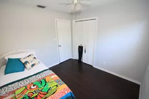 8205 93rd Ave, Vero Beach, FL 32967 - Photo 13