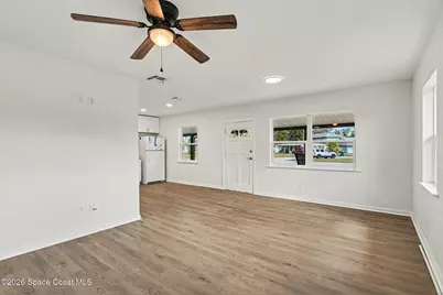 604 Wisteria Drive, Melbourne, FL 32901 - Photo 3