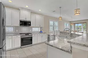 7922 Strom Park Dr, Melbourne, FL 32940 - Photo 9