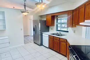 4795 Riverside Rd, Palm Beach Shores, FL 32940 - Photo 9