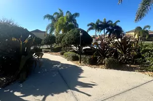 4575 Radiant Way W, Melbourne, FL 32901 - Photo 11