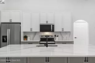 3050 Kershaw Ct, Melbourne, FL 32934 - Photo 13