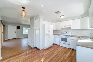 541 E Fee Ave, Melbourne, FL 32901 - Photo 9