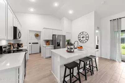 129 San Filippo Drive SE, Palm Bay, FL 32909 - Photo 5