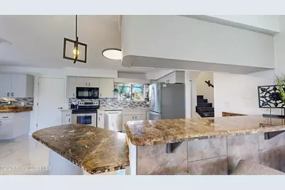 807 W Central Boulevard, Cape Canaveral, FL 32920 - Photo 9