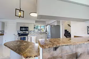 807 W Central Blvd, Cape Canaveral, FL 32920 - Photo 9