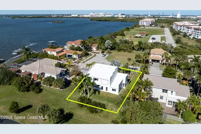 807 W Central Boulevard, Cape Canaveral, FL 32920 - Photo 5