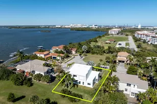 807 W Central Blvd, Cape Canaveral, FL 32920 - Photo 5