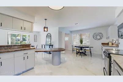 807 W Central Boulevard, Cape Canaveral, FL 32920 - Photo 13