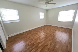 588 Charles Dr, Melbourne, FL 32935 - Photo 9