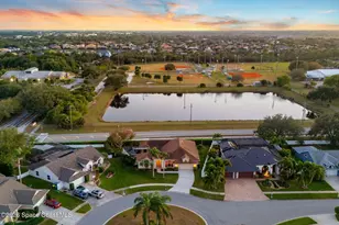 510 Lake Victoria Cir, Melbourne, FL 32940 - Photo 61