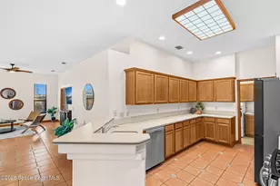 510 Lake Victoria Cir, Melbourne, FL 32940 - Photo 17