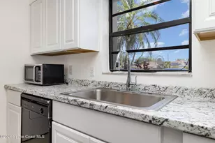 2249 Flower Tree Cir, Melbourne, FL 32935 - Photo 7