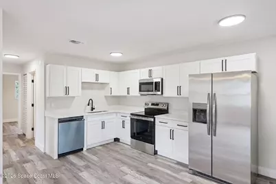 2720 Pineapple Avenue, Mims, FL 32754 - Photo 5