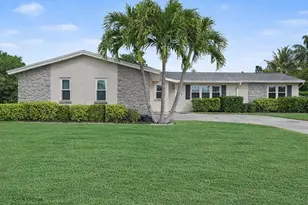 214 Via De La Reina, Merritt Island, FL 32953 - Photo 1