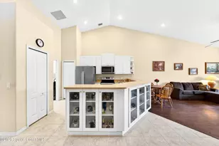 2670 Camberly Cir, Melbourne, FL 32940 - Photo 11