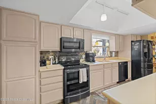 1497 Hendren Dr, Melbourne, FL 32935 - Photo 31