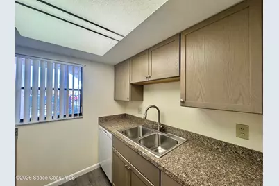 2673 Golf Lake Circle #1311, Melbourne, FL 32935 - Photo 5