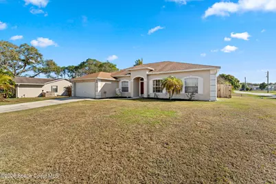 1005 Blau Court NW, Palm Bay, FL 32907 - Photo 3