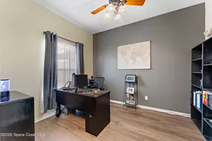 1005 Blau Ct NW, Palm Bay, FL 32907 - Photo 9