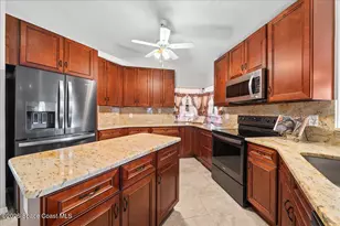 3055 Kershaw Ct, Melbourne, FL 32934 - Photo 11
