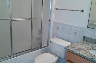 4550 Bellaluna Dr, Melbourne, FL 32904 - Photo 43