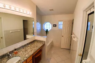 4550 Bellaluna Dr, Melbourne, FL 32904 - Photo 17