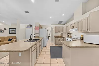 938 Pelican Lane, Rockledge, FL 32955 - Photo 13