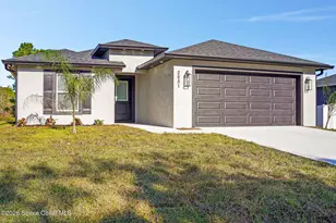 1032 Tevis St SE, Palm Bay, FL 32909 - Photo 3