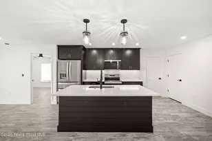 1032 Tevis St SE, Palm Bay, FL 32909 - Photo 9