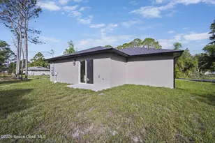 1032 Tevis St SE, Palm Bay, FL 32909 - Photo 31