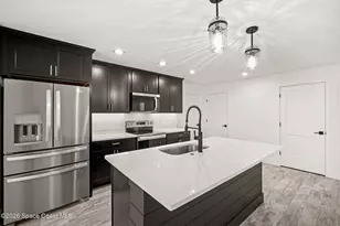 1032 Tevis St SE, Palm Bay, FL 32909 - Photo 17