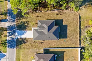 1032 Tevis St SE, Palm Bay, FL 32909 - Photo 47