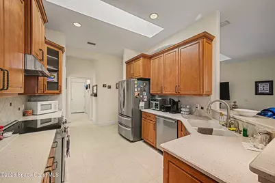 811 Glen Abbey Way, Melbourne, FL 32940 - Photo 9