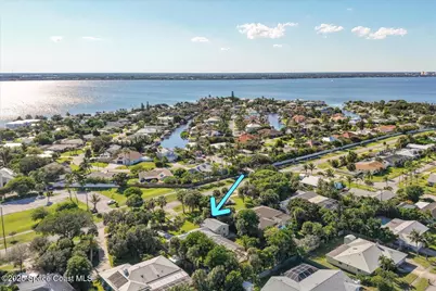 2007 Oak Street, Melbourne Beach, FL 32951 - Photo 3