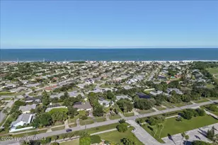 2007 Oak St, Melbourne Beach, FL 32951 - Photo 39